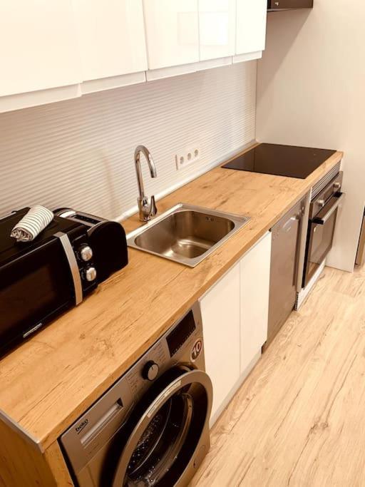 Apartamento Vip VI En Madrid Centro Exterior photo